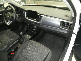 Kia Stonic  picture 11