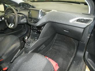 Peugeot 208 ALLURE picture 11