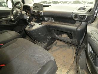 Opel Combo 1.5D CARGO EDITION picture 12