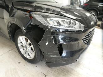 Ford Kuga TITANIUM picture 9