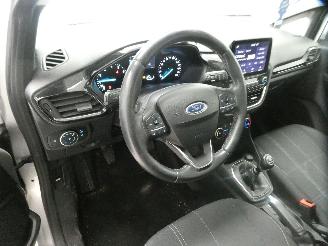 Ford Fiesta TREND picture 13