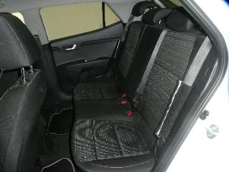 Kia Stonic  picture 19
