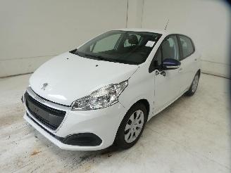 Peugeot 208 LIKE picture 3