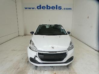 skadebil auto Peugeot 208 LIKE 2019/6