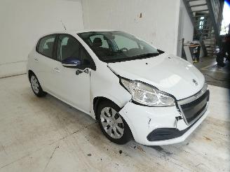 Peugeot 208 LIKE picture 7