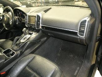 Porsche Cayenne 3.0D picture 10