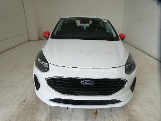 Ford Fiesta TREND picture 2
