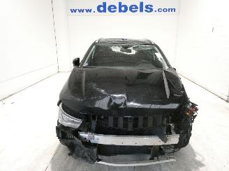 Damaged car Opel Grandland INNOVATION 2019/11