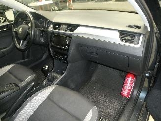 Skoda Rapid AMBITION picture 12