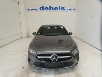 uszkodzony samochody osobowe Mercedes A-klasse BUSINESS CLASS 2022/8