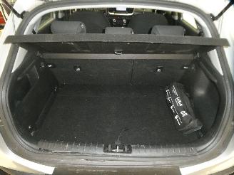 Kia Stonic  picture 19