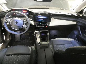 Peugeot 308 III ALLURE picture 12
