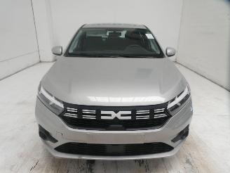 Dacia Sandero ESSENTIA picture 2