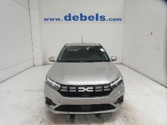 damaged passenger cars Dacia Sandero ESSENTIA 2023/3