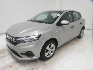 Dacia Sandero ESSENTIA picture 3