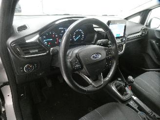 Ford Fiesta TREND picture 18