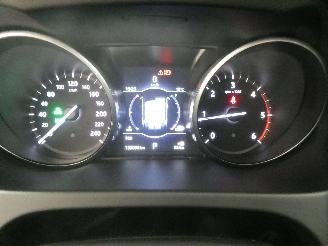 Land Rover Discovery 2.0D SPORT picture 16