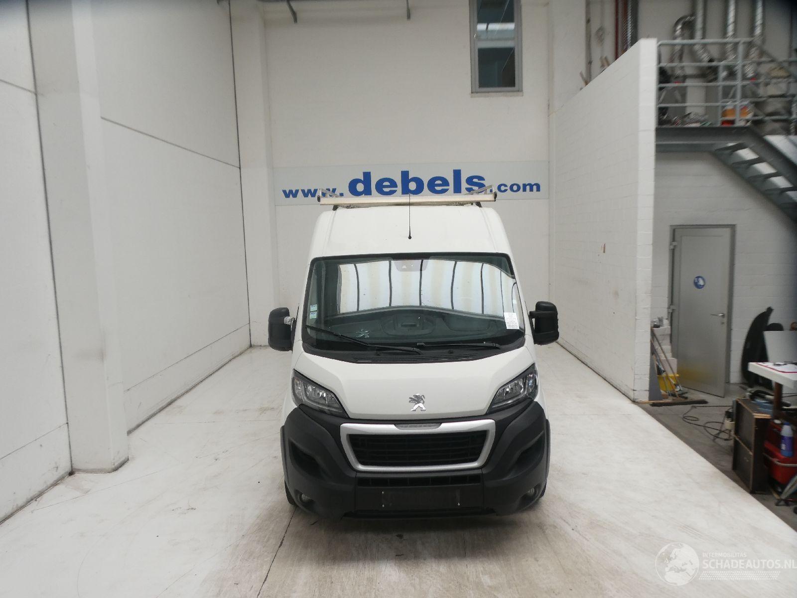 Peugeot Boxer 2.2D ASPHALT