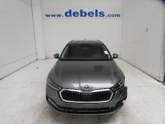 skadebil auto Skoda Octavia AMBITION 2024/6