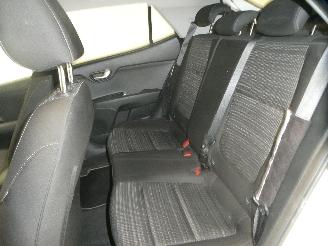 Kia Stonic  picture 18
