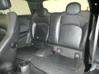 Mini Cooper 1.5D  D picture 18