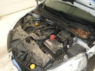 Renault Clio  picture 23