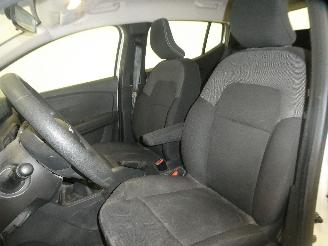 Dacia Sandero III ESSENTIA picture 18