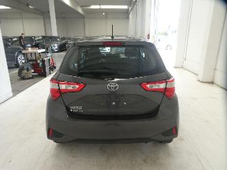 Toyota Yaris Y-OUNG picture 11