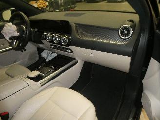 Mercedes GLA  picture 17