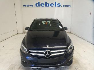 skadebil auto Mercedes B-klasse B 180 2017/6