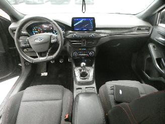 Ford Focus ST-LINE X picture 15