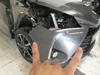 Toyota Yaris  picture 8