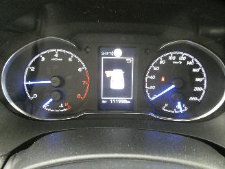 Toyota Yaris  picture 12