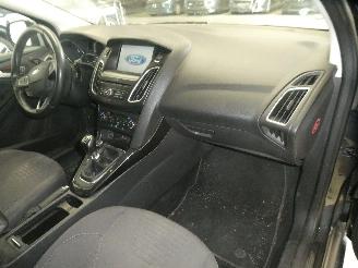 Ford Focus TITANIUM picture 10