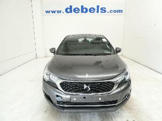Vaurioauto  passenger cars DS Automobiles DS 4 1.2  SO CHIC 2017/9