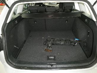 Volkswagen Golf 1.0 picture 14