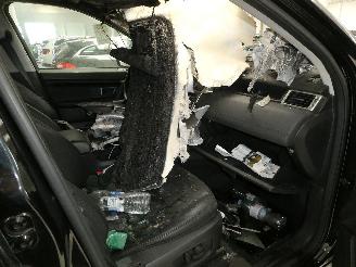 Land Rover Discovery 2.0D picture 8