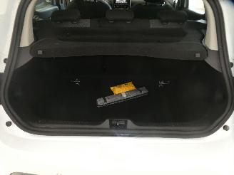 Renault Clio  picture 16