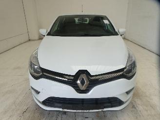 Renault Clio  picture 2