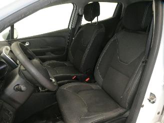 Renault Clio MOTORSCHADE picture 16