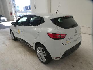Renault Clio MOTORSCHADE picture 4