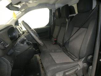 Peugeot Expert 2.0D IV PREMIUM picture 18