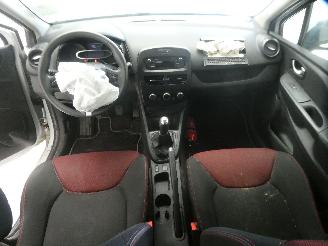 Renault Clio IV GRANDTOUR AU picture 16