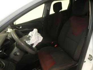 Renault Clio IV GRANDTOUR AU picture 18