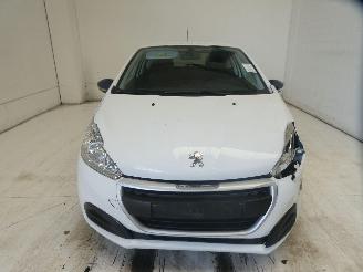 Peugeot 208 LIKE picture 2