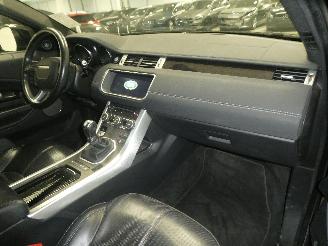 Land Rover Range Rover Evoque 2.0D  SE picture 14