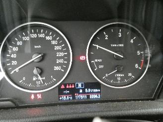 BMW 2-serie 216D picture 16