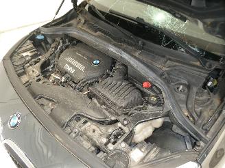 BMW 2-serie 216D picture 25