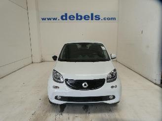 krockskadad bil auto Smart Forfour  2017/10