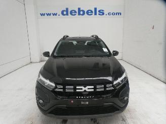Schadeauto Dacia Sandero III EXPRESSI 2025/10
